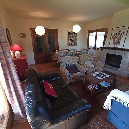 Chalet En El Pirineo De Aragon Neril Eksteriør bilde