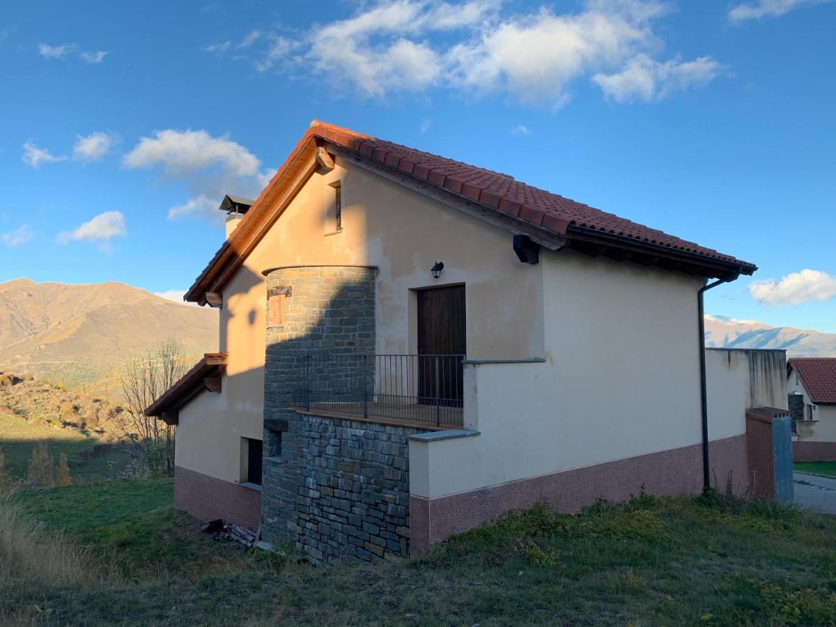 Chalet En El Pirineo De Aragon Neril Eksteriør bilde