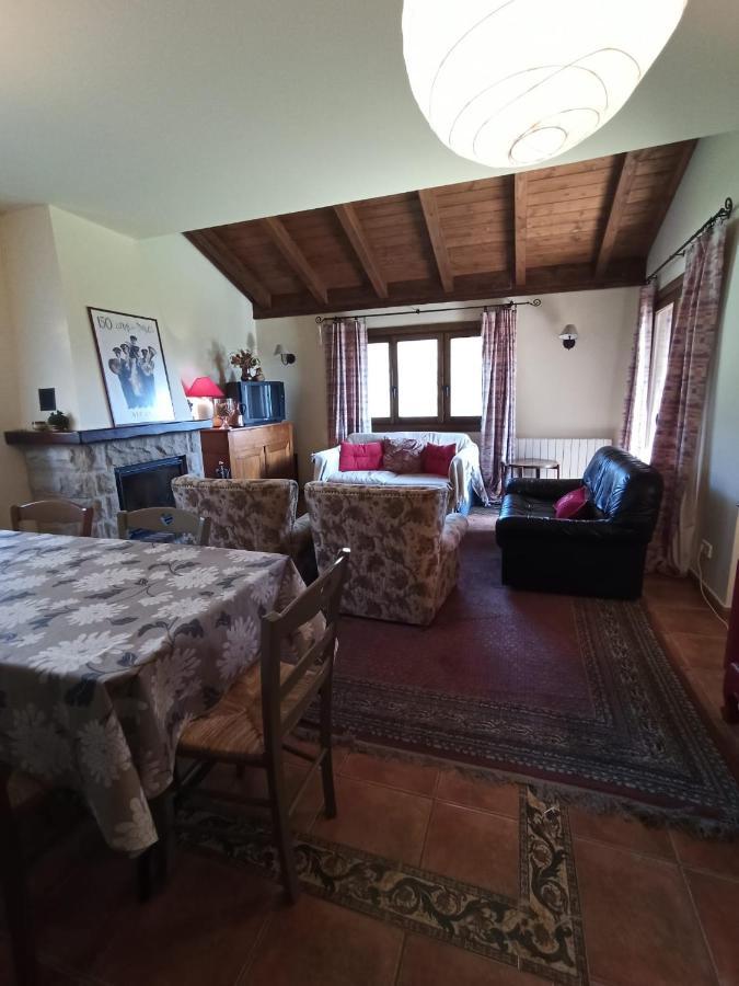 Chalet En El Pirineo De Aragon Neril Eksteriør bilde